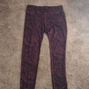 ReActivate Burgundy marble leggings